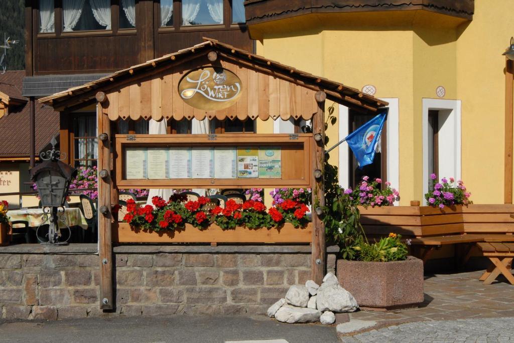Hotel Loewenwirt Sexten Exterior foto